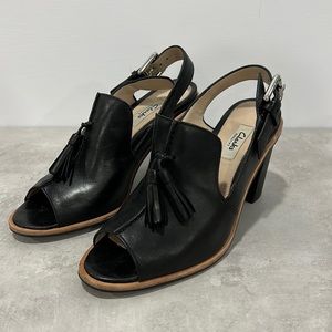 Clarks pep toe heels